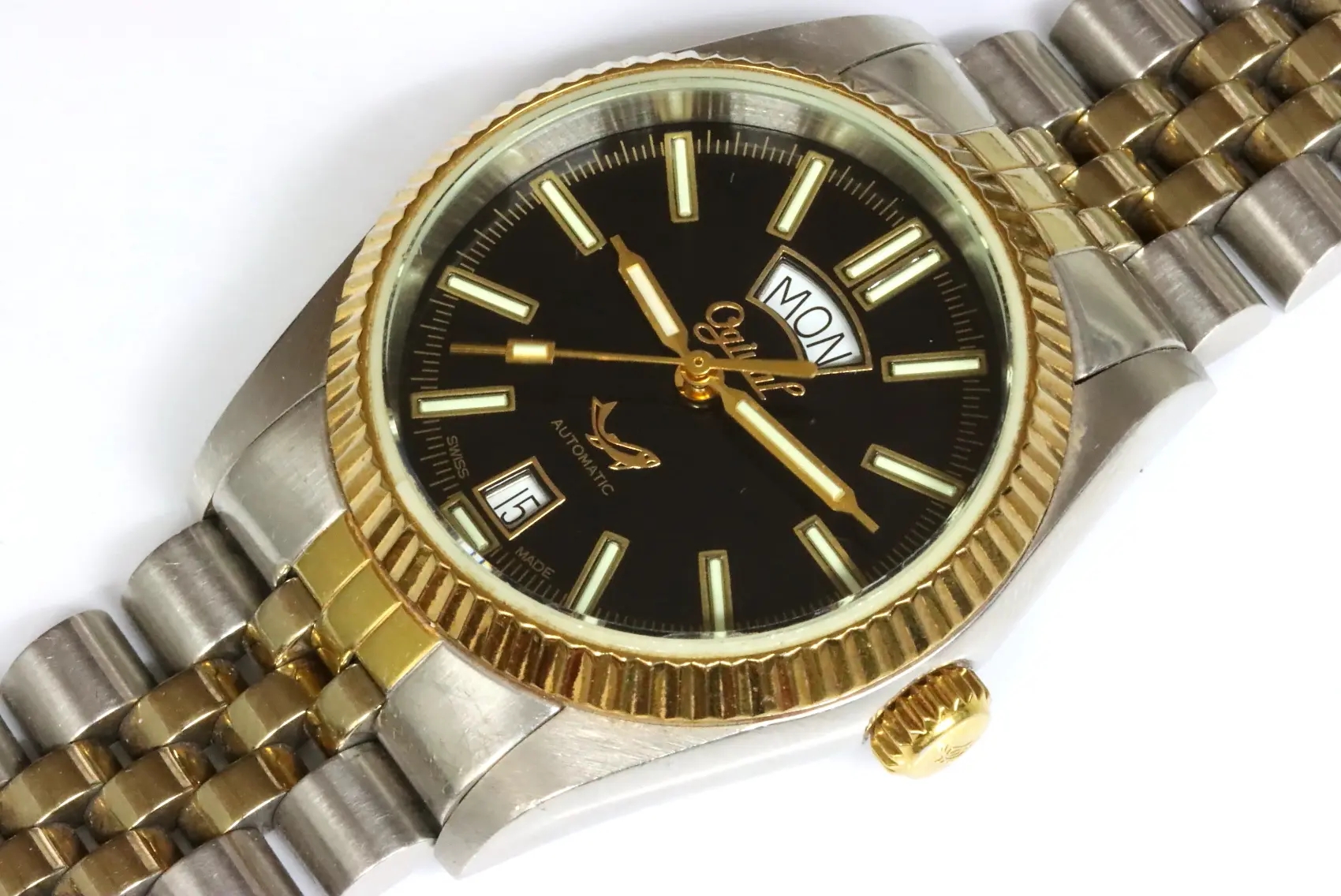 Ogival classic Swiss hacking 3032MT T-562 automatic men's watch