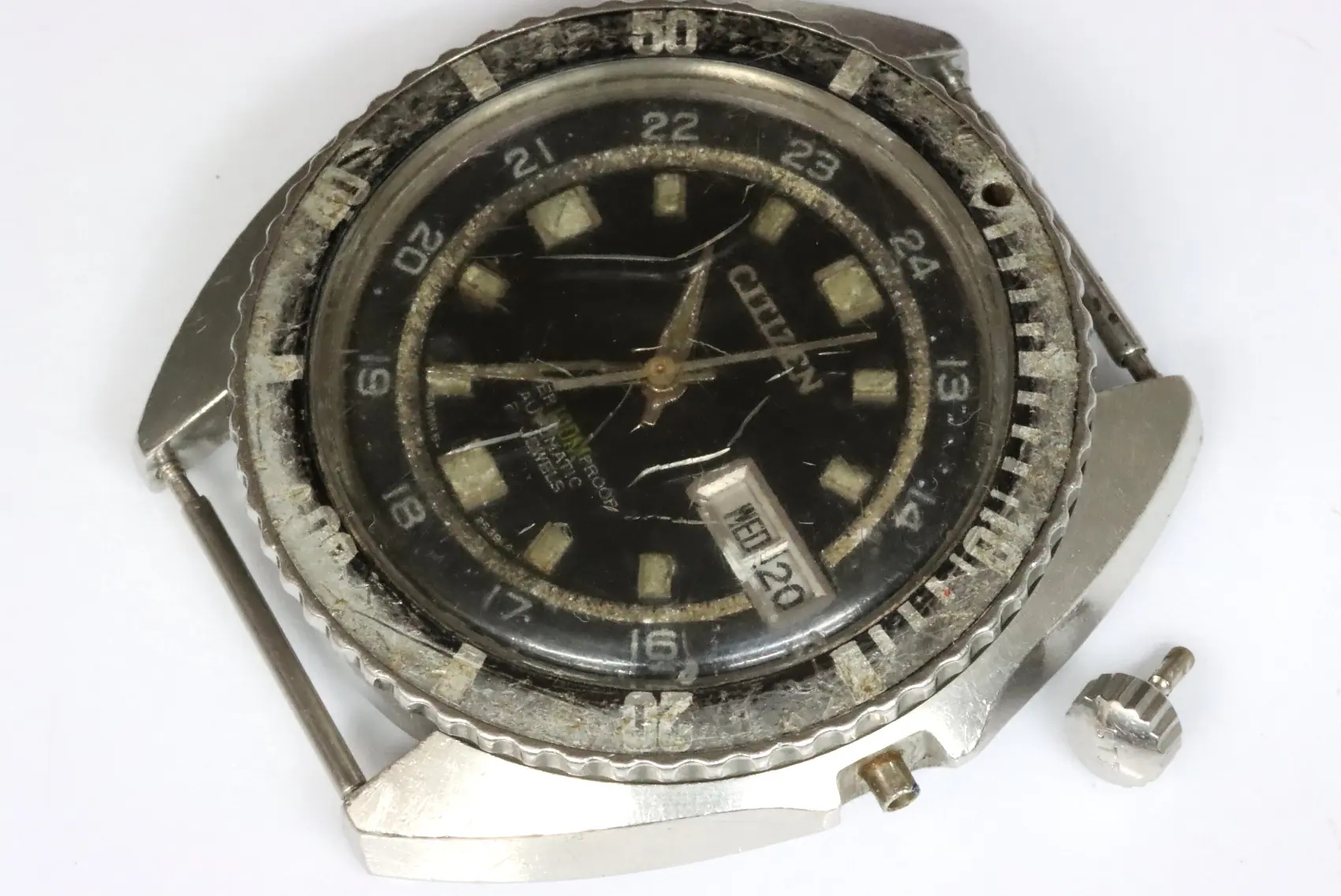 Citizen 61-5773 collectible watch found as is and defective