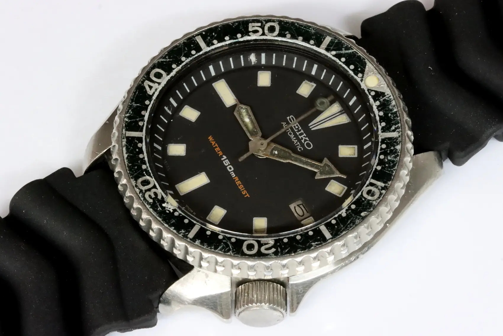 Seiko classic 7002-700A automatic men's diver's watch