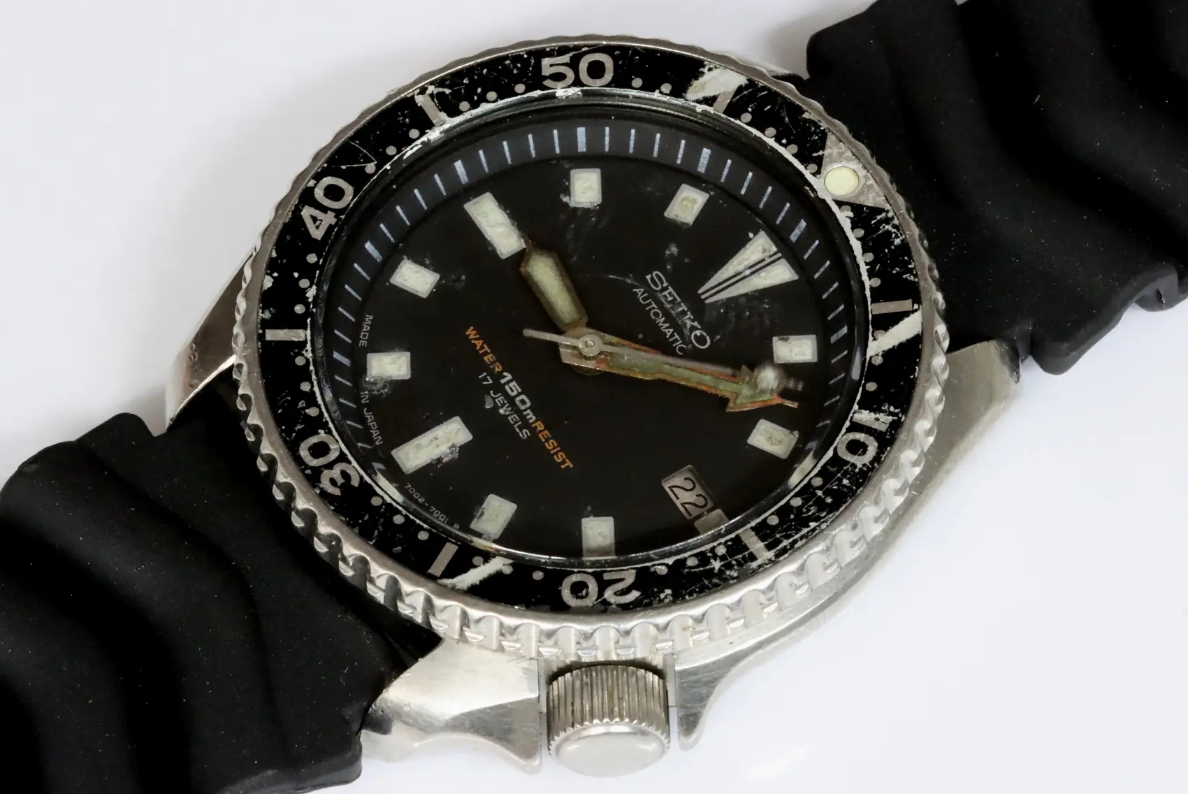 Seiko classic 7002-7001 Japan automatic men's diver's watch