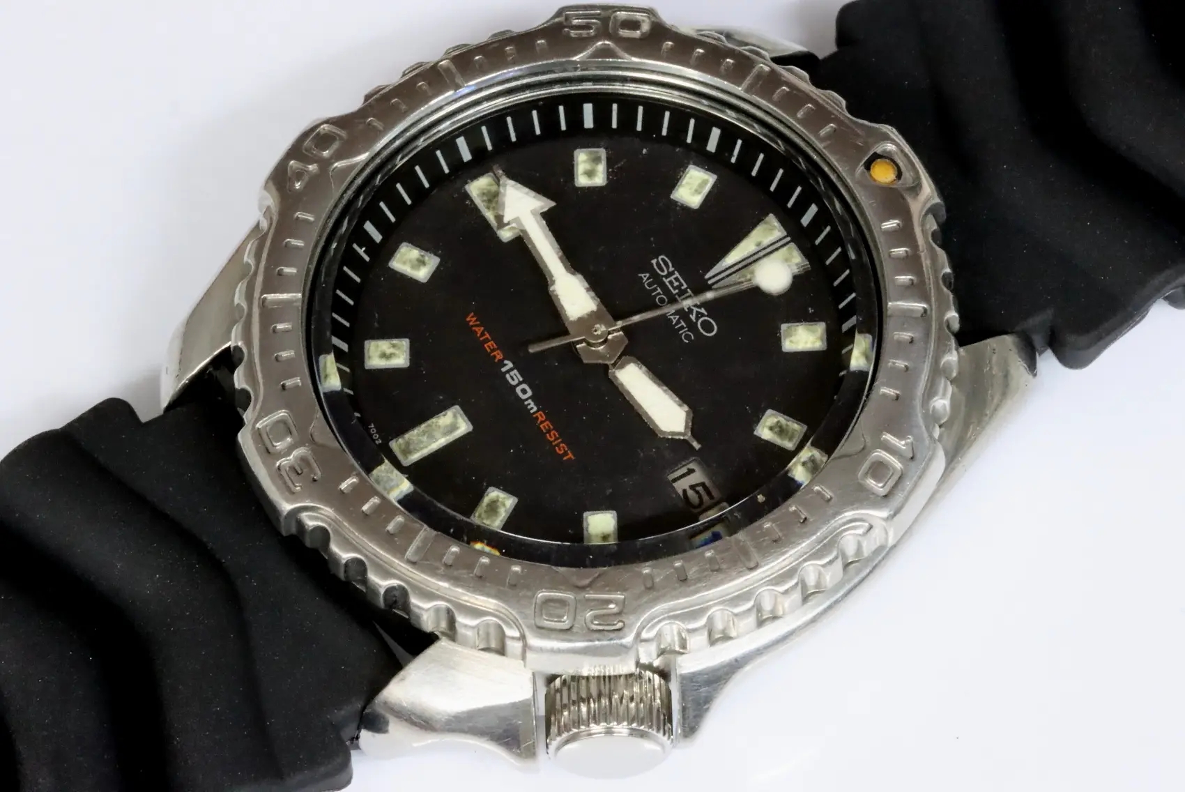 Seiko classic 7002-7020 automatic men's diver's watch