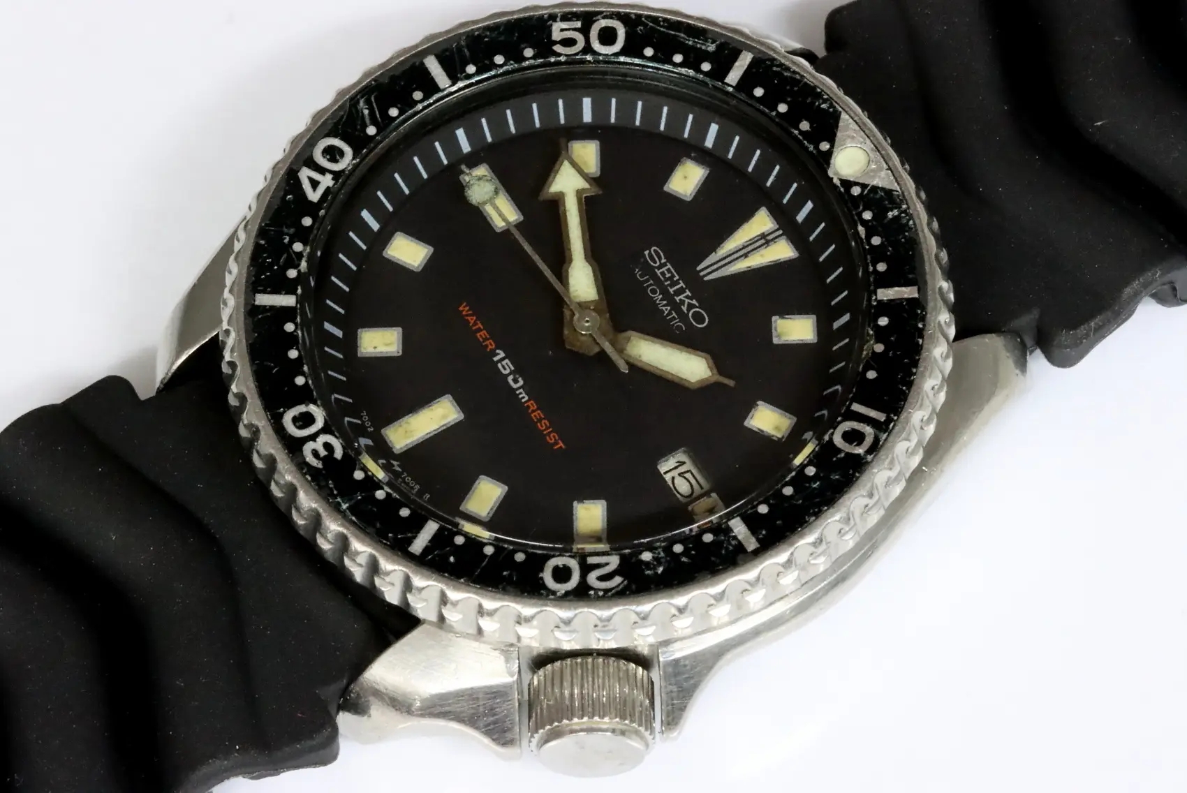 Seiko classic 7002-7000 automatic men's diver's watch