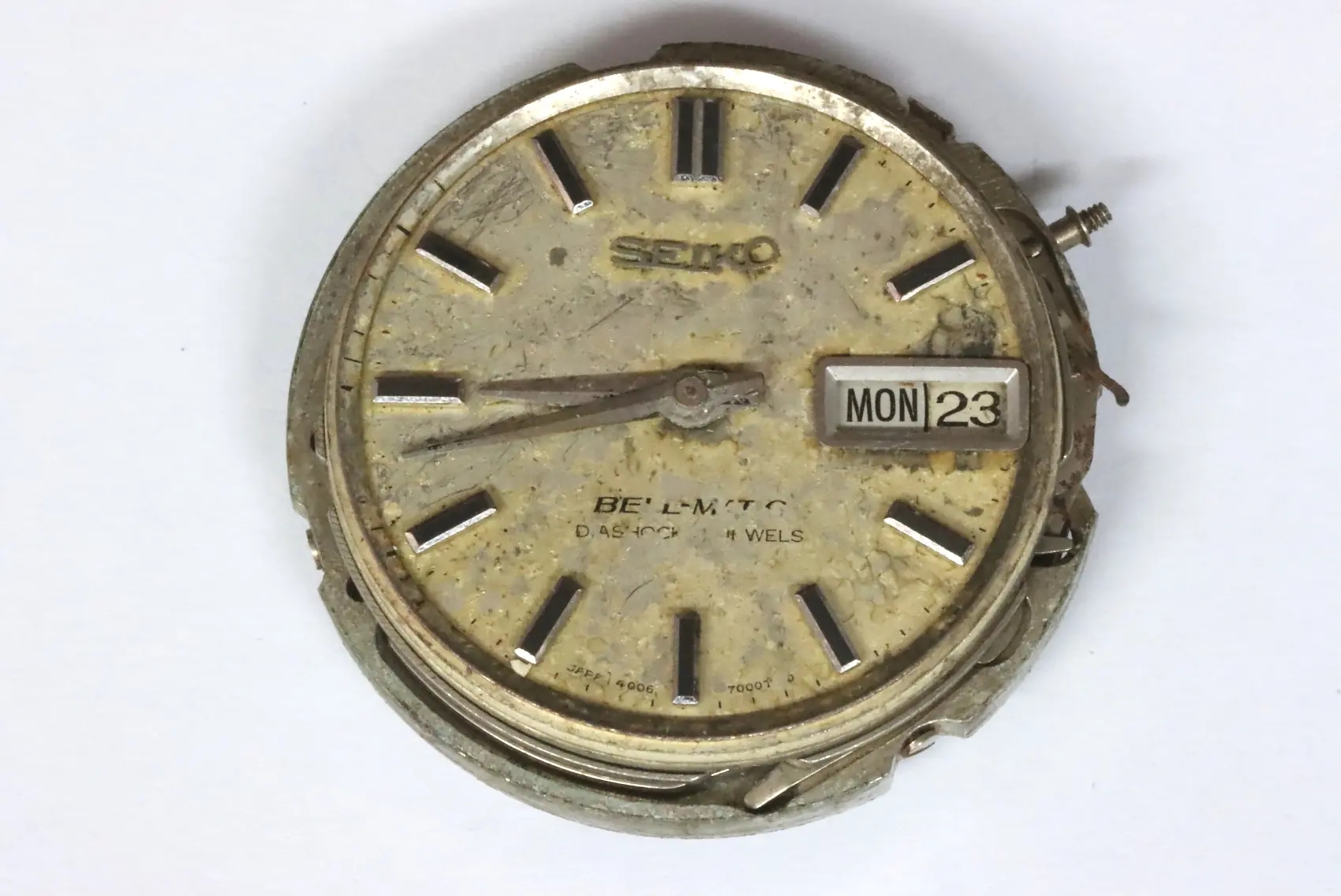 Seiko 4006A bell-matic movement with rusty parts