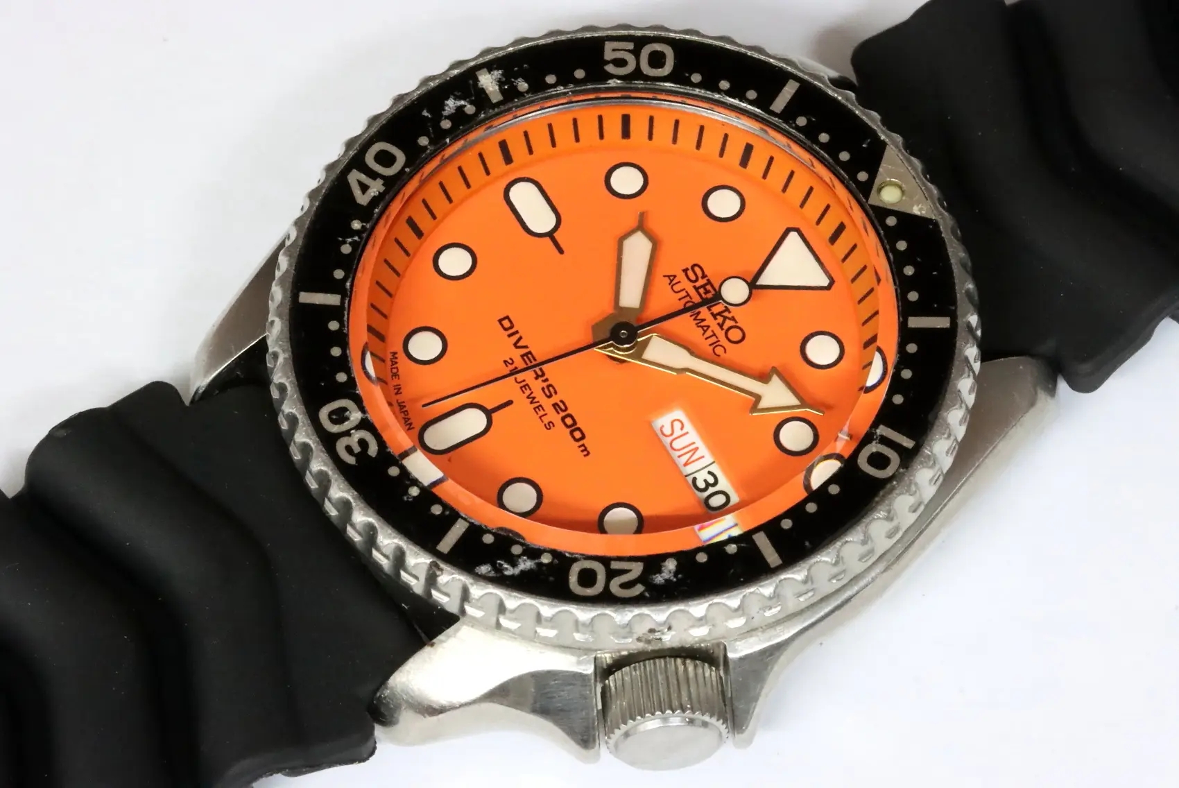 Seiko 7S26-0020 SKX011J automatic diver's watch
