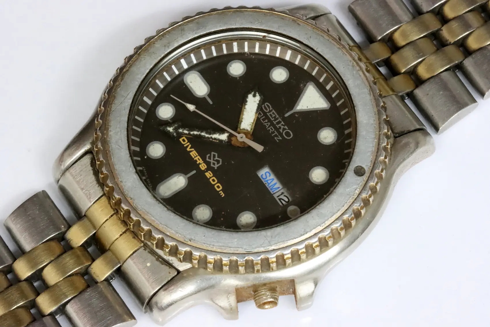 Seiko 5H26-7A1A diver's watch found as is and in poor condition