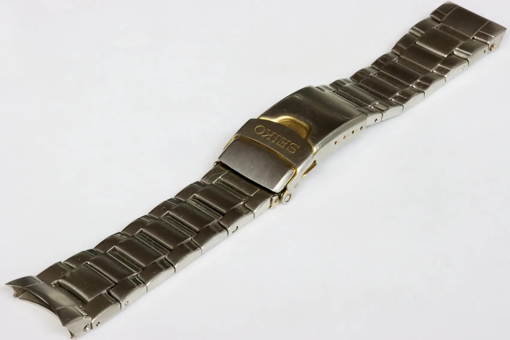 Seiko 22mm bracelet for model 4R36-04V0 SRP741J1 sold for spares restore