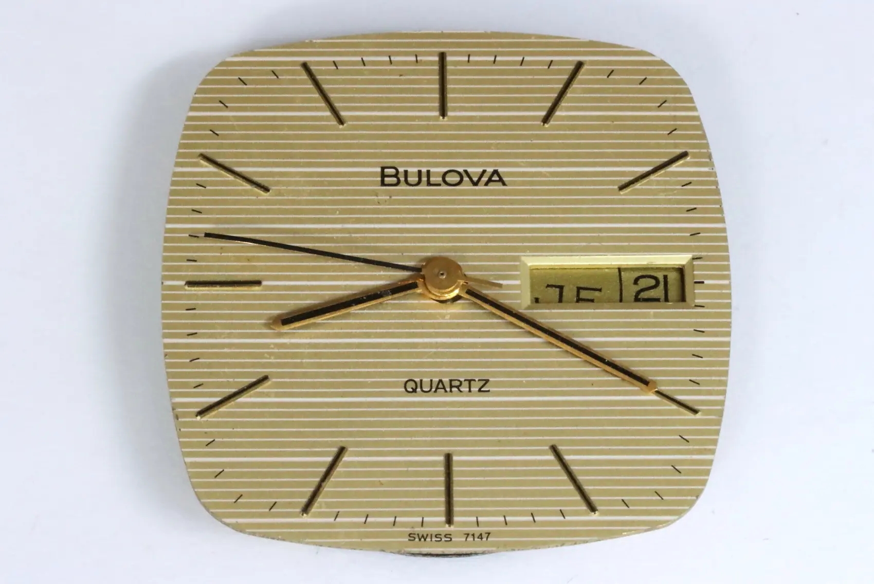Bulova 7 jewels 2803.10 Swiss quartz movement for spares restore