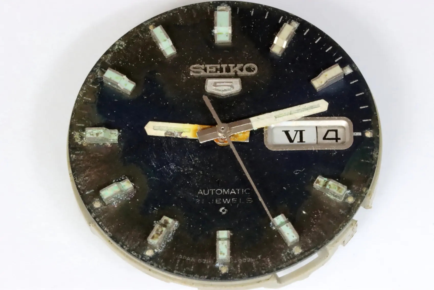 Seiko 6319A automatic movement with corrosion