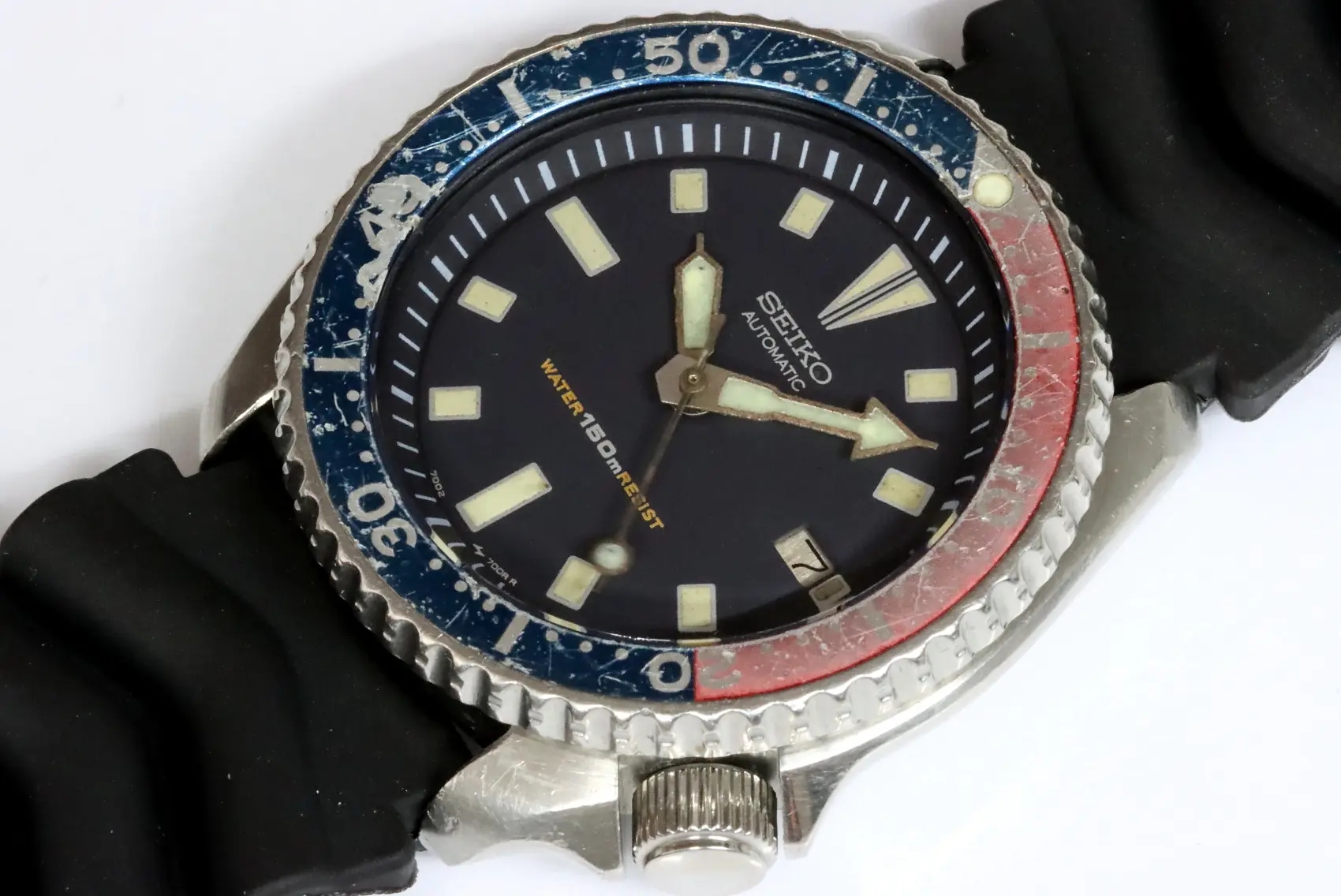 Seiko classic 7002-700A automatic men's diver's watch