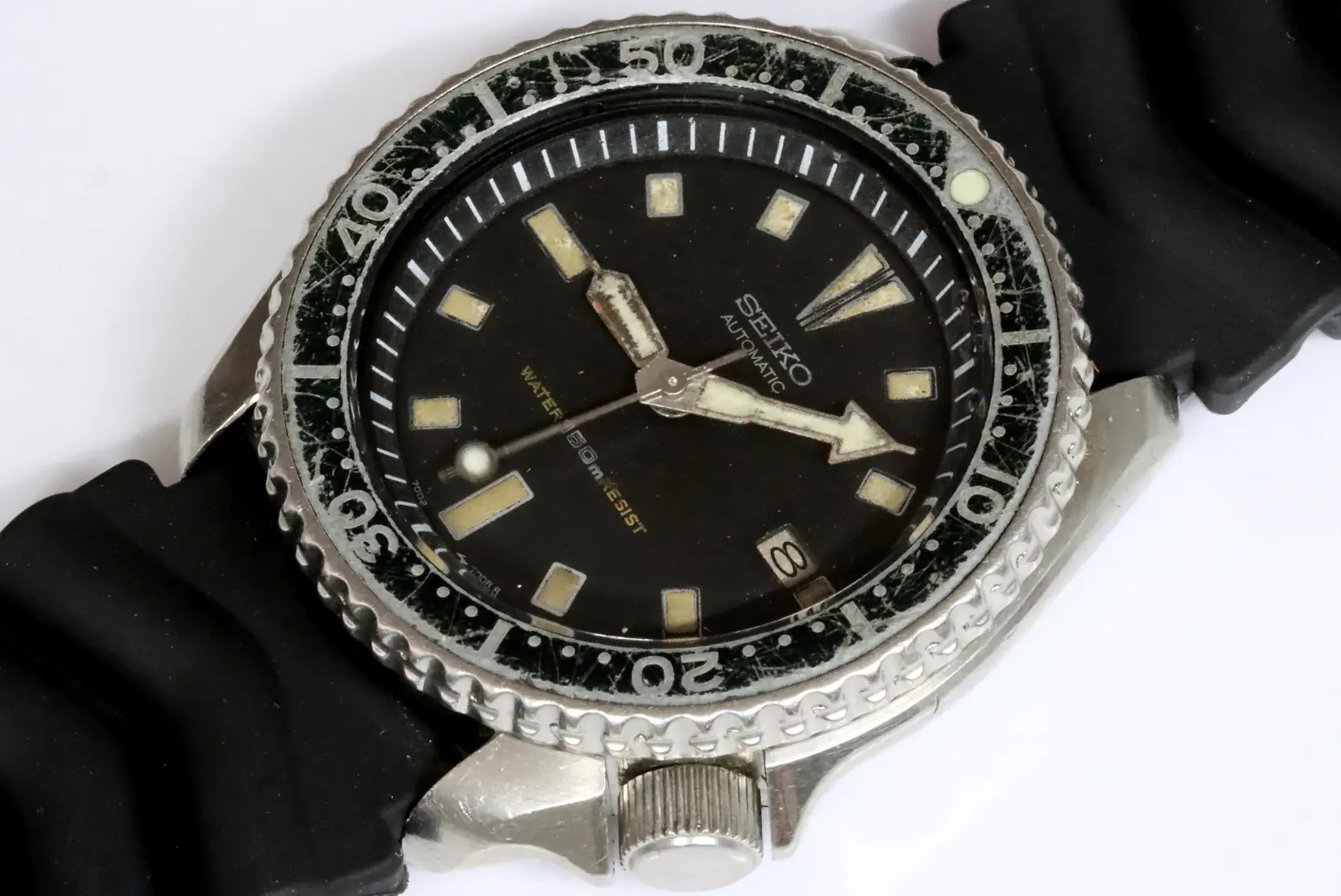 Seiko classic 7002-7000 automatic men's diver's watch