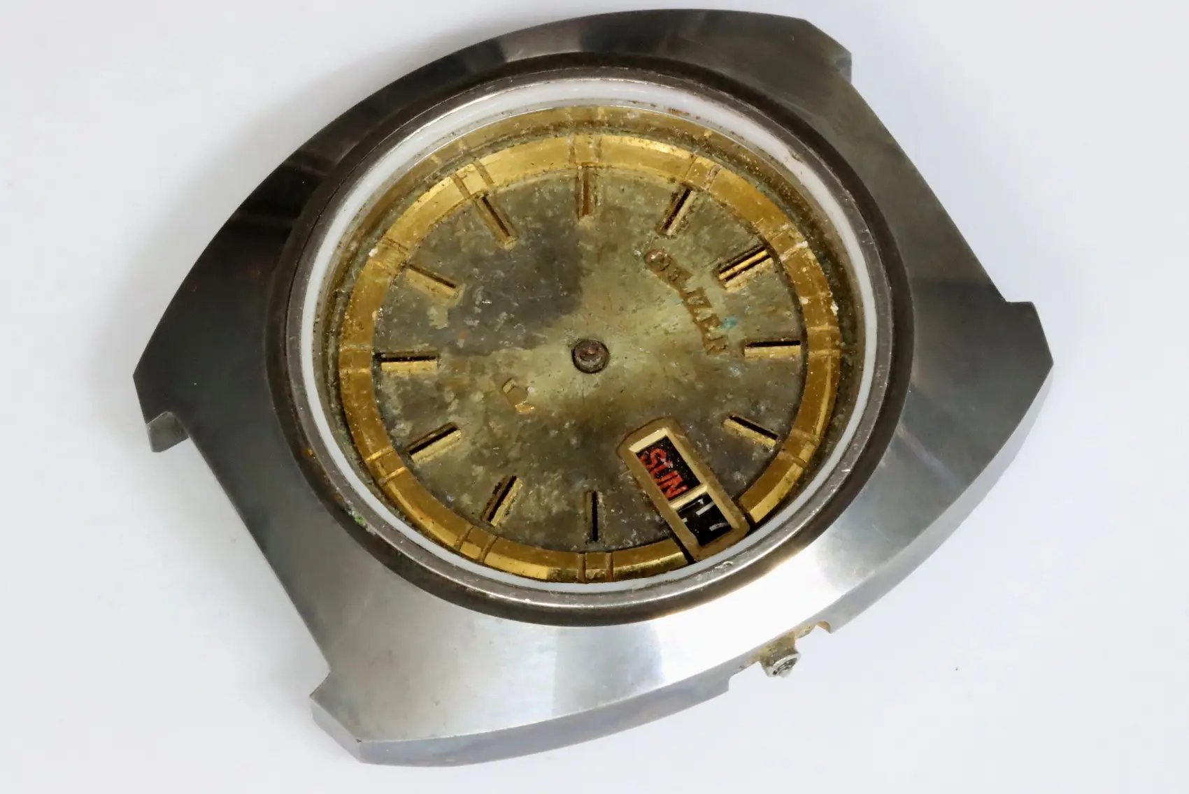 Citizen 7200-722485TA ceramic watch in poor and defective condition
