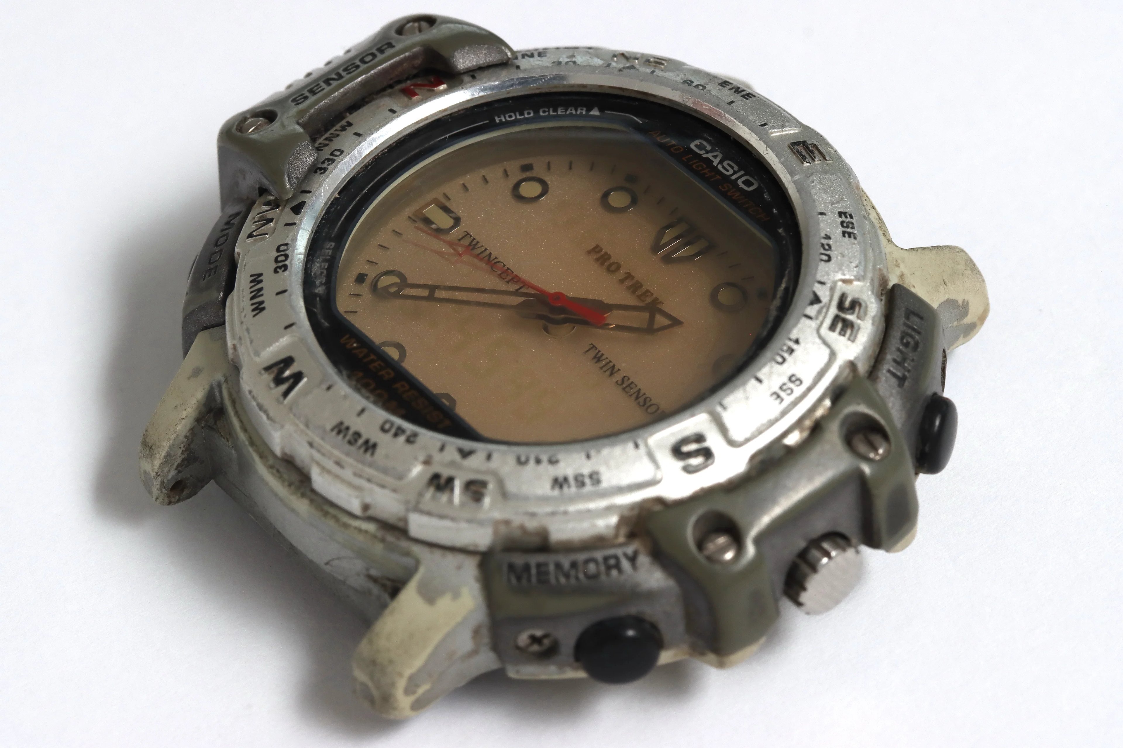 Casio PRT-500 quartz watch in poor condition